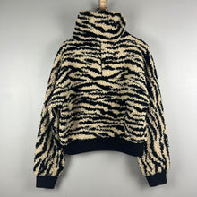 Load image into Gallery viewer, Lou &amp; Grey animal print jacket
