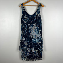 Load image into Gallery viewer, Vintage Jefferey &amp; Dara floral dress
