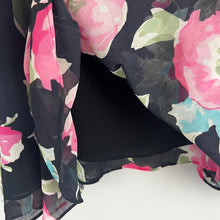 Load image into Gallery viewer, Chaps floral midi skirt
