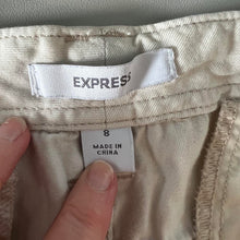 Load image into Gallery viewer, Express cream denim Mini Skirt
