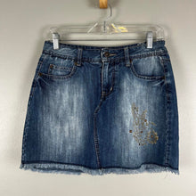 Load image into Gallery viewer, Y2K Faded Glory blue denim mini skort
