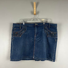 Load image into Gallery viewer, Venezia Denim Mini skort
