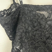 Load image into Gallery viewer, Zara Lace cropped tank top
