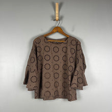 Load image into Gallery viewer, Soho New York &amp; company blouse
