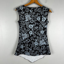 Load image into Gallery viewer, Y2K Dynamite floral tank top
