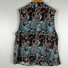Load image into Gallery viewer, C.J. Banks button up blouse
