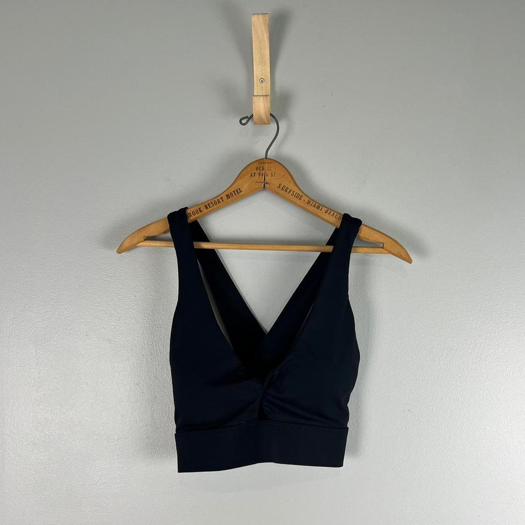 Fabletics oasis twist sports bra