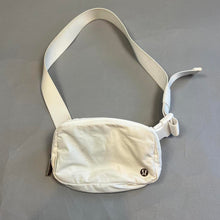 Load image into Gallery viewer, Lululemon belt bag
