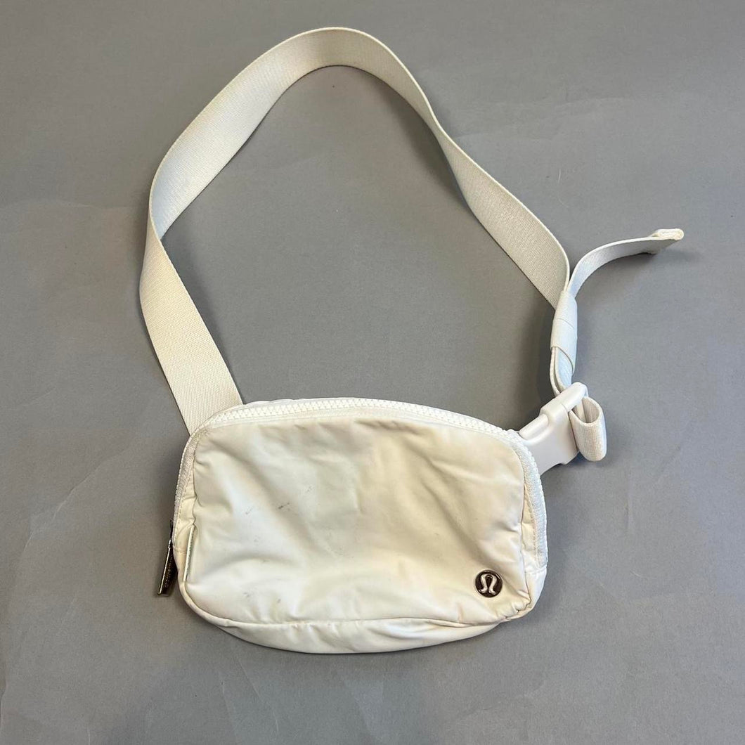 Lululemon belt bag