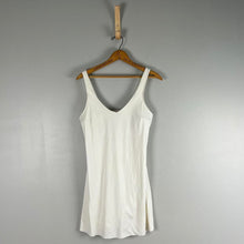 Load image into Gallery viewer, Gilly Hicks active dress
