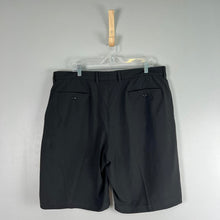 Load image into Gallery viewer, Spyglass men’s golf shorts
