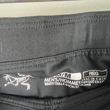 Load image into Gallery viewer, Arc’teryx men’s pants
