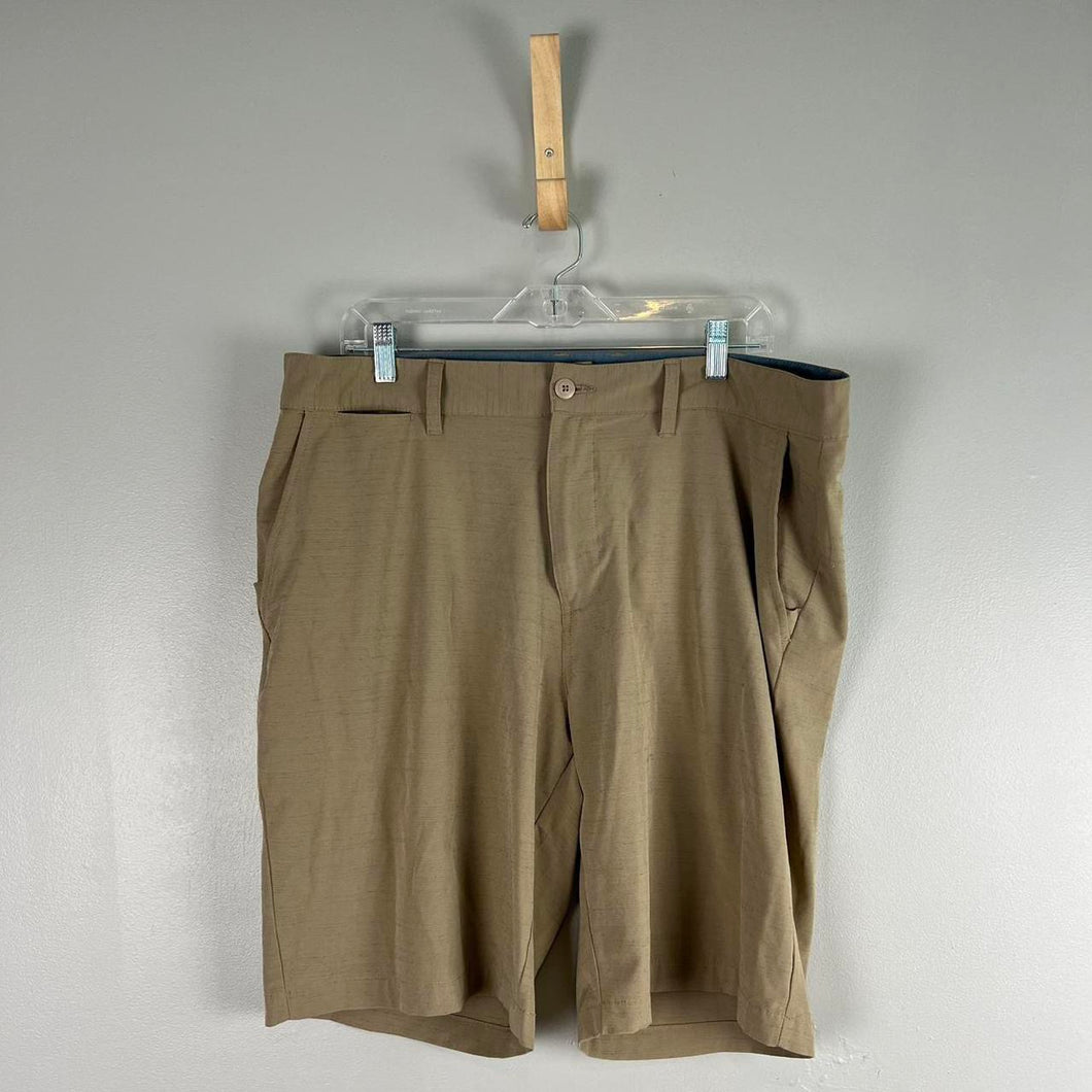 Burnside men’s golf shorts