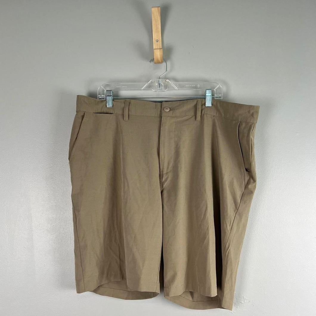 Burnside men’s golf shorts