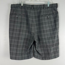 Load image into Gallery viewer, Haggar clothing men’s shorts

