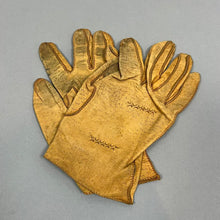 Load image into Gallery viewer, Vintage papa brand gloves
