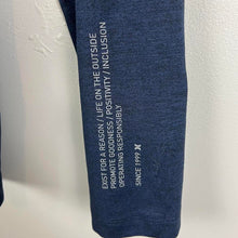 Load image into Gallery viewer, Quiksilver hooded long sleeve
