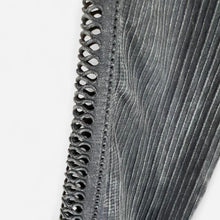 Load image into Gallery viewer, Nikibiki distressed leggings
