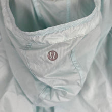 Load image into Gallery viewer, Lululemon fast and free jacket
