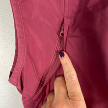 Load image into Gallery viewer, Alo in motion vest
