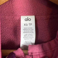 Load image into Gallery viewer, Alo in motion vest

