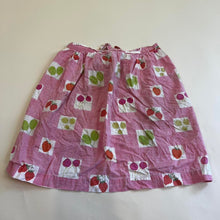 Load image into Gallery viewer, Vintage fruit patterned apron
