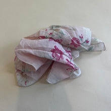Load image into Gallery viewer, Vintage floral handkerchief
