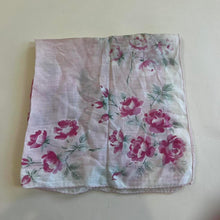 Load image into Gallery viewer, Vintage floral handkerchief

