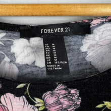 Load image into Gallery viewer, Forever 21 halter dress
