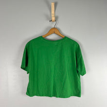 Load image into Gallery viewer, Umbro urban outfitters crop
