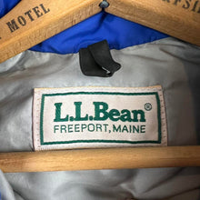 Load image into Gallery viewer, Vintage 90s L.L.Bean puffer jacket
