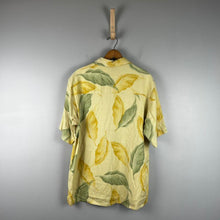 Load image into Gallery viewer, Banana Cabana Hawaiian men’s top
