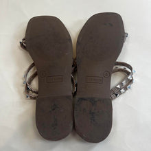 Load image into Gallery viewer, Steve Madden Skyler sandals
