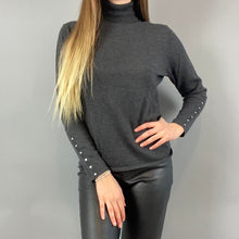 Load image into Gallery viewer, Vintage pursuits , ltd . turtleneck
