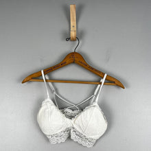 Load image into Gallery viewer, Gilly Hicks Sydney bralette

