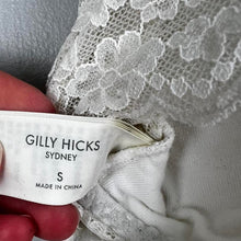 Load image into Gallery viewer, Gilly Hicks Sydney bralette
