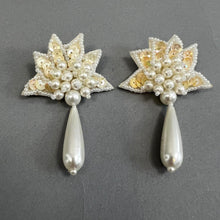 Load image into Gallery viewer, Vintage handmade earrings
