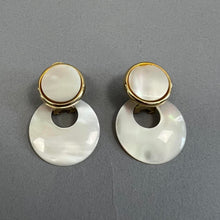 Load image into Gallery viewer, Vintage dangly earrings
