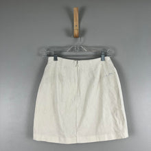 Load image into Gallery viewer, Forever 21 corduroy mini skirt
