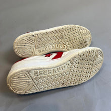 Load image into Gallery viewer, Converse CONS unisex leather sneakers
