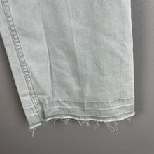 Load image into Gallery viewer, Zara Basic Z1975 Denim Jeans
