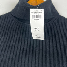 Load image into Gallery viewer, Abercrombie &amp; Fitch turtleneck
