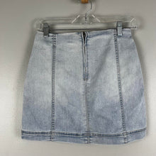 Load image into Gallery viewer, Wild Fable denim mini skirt
