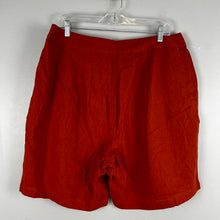 Load image into Gallery viewer, Forever 21 Plus women’s Shorts
