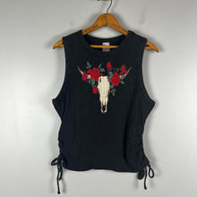 Load image into Gallery viewer, No Boundaries skull tank top
