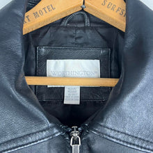 Load image into Gallery viewer, Retro Worthington leather jacket

