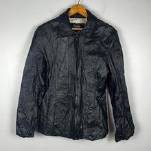 Load image into Gallery viewer, Retro Wilson’s leather jacket
