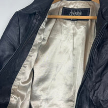 Load image into Gallery viewer, Retro Wilson’s leather jacket
