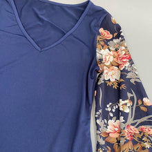 Load image into Gallery viewer, Shein floral blouse
