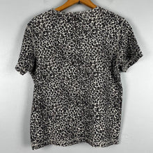 Load image into Gallery viewer, Retro Liz Claiborne leopard top
